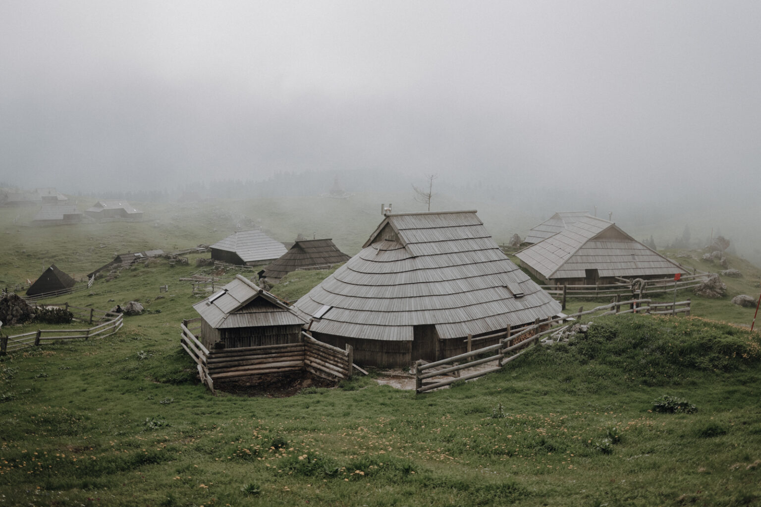 Velika Planina: Ein Ausflug auf die schönste Hochalm Sloweniens