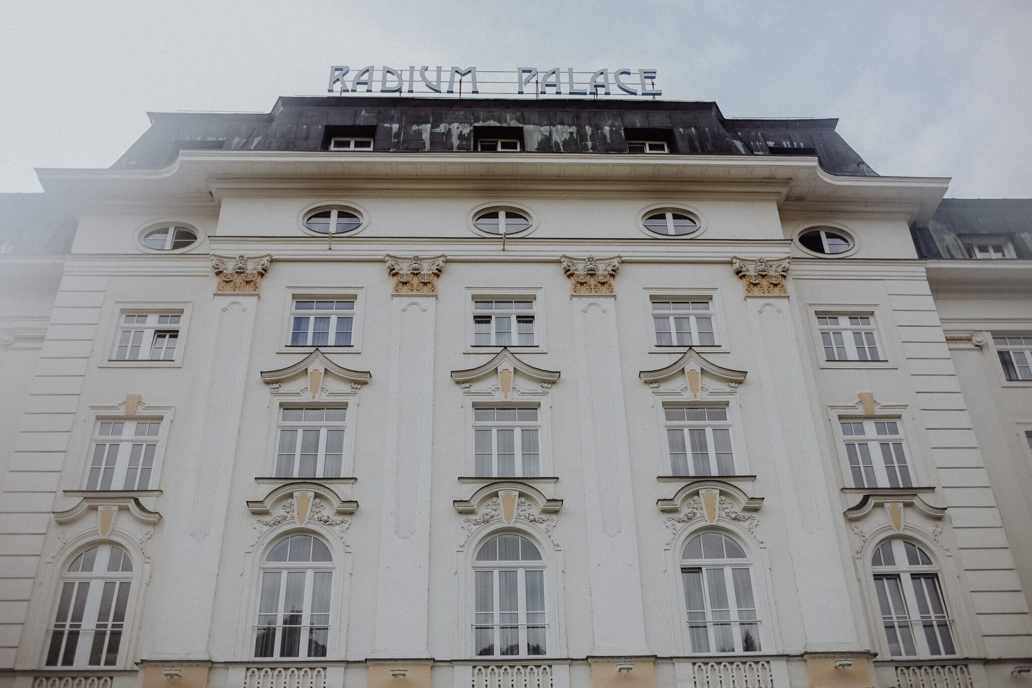 Erzgebirge Tschechien Radium Palace Jachymov